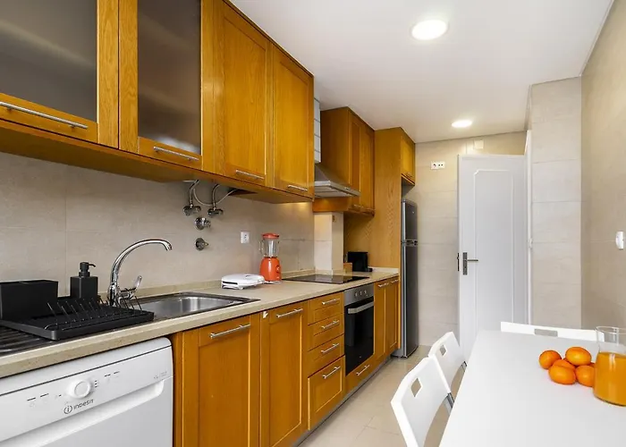 Whome Peaceful Alges Family Away From Noise